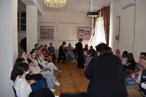 Подробнее о статье 1 ДЕНЬ РЕАЛИЗАЦИИ ТРЕНИНГОВОГО БЛОКА «ТРЕНИНГ ДЛЯ ТРЕНЕРОВ» ДЛЯ ПРОДВИНУТОЙ ГРУППЫ ТРЕНЕРОВ В РАМКАХ СОЦИАЛЬНО-ЗНАЧИМОГО ПРОЕКТА «ШКОЛА ТРЕНЕРА СОЦИАЛЬНЫХ ИЗМЕНЕНИЙ 2.0»